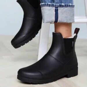 Tretorn Lina Waterproof Chelsea Rain Winter Snow Boots – Black (Women’s Size 8)